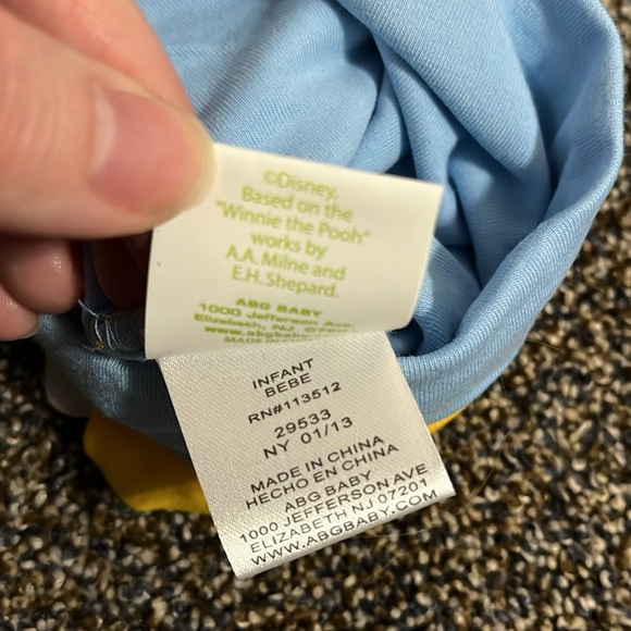 SOLD NWT Disney Baby Winnie the Pooh infant hat - Picture 3 of 3